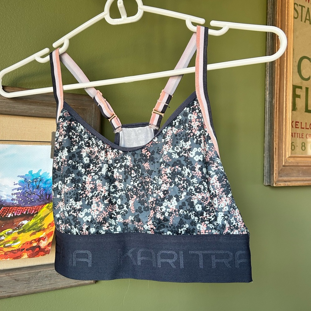 Kari Traa Floral Sports Bra - Black and Pink